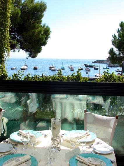 restaurant